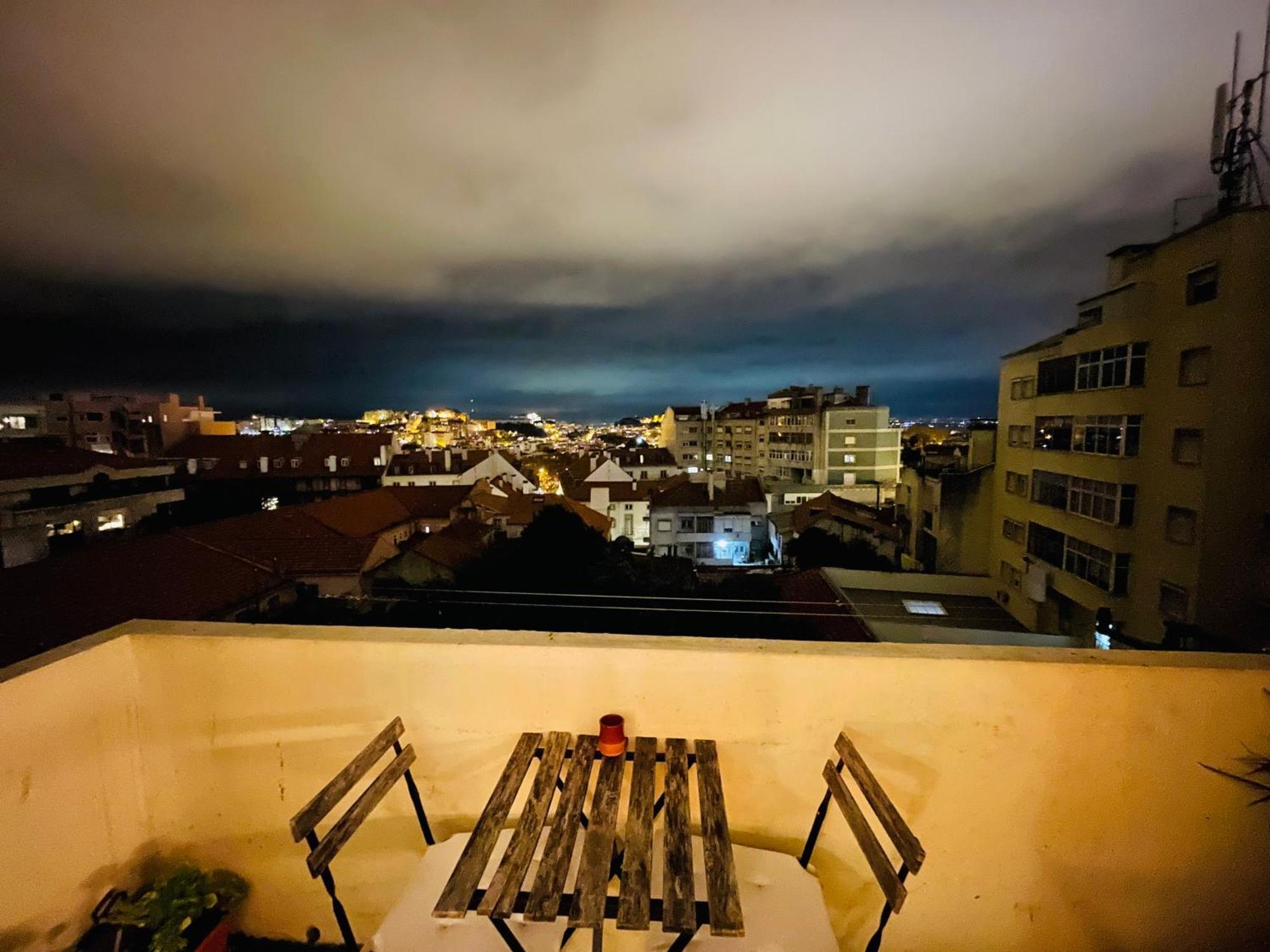 Sunny Apartment With Amazing View Lisboa Exteriér fotografie